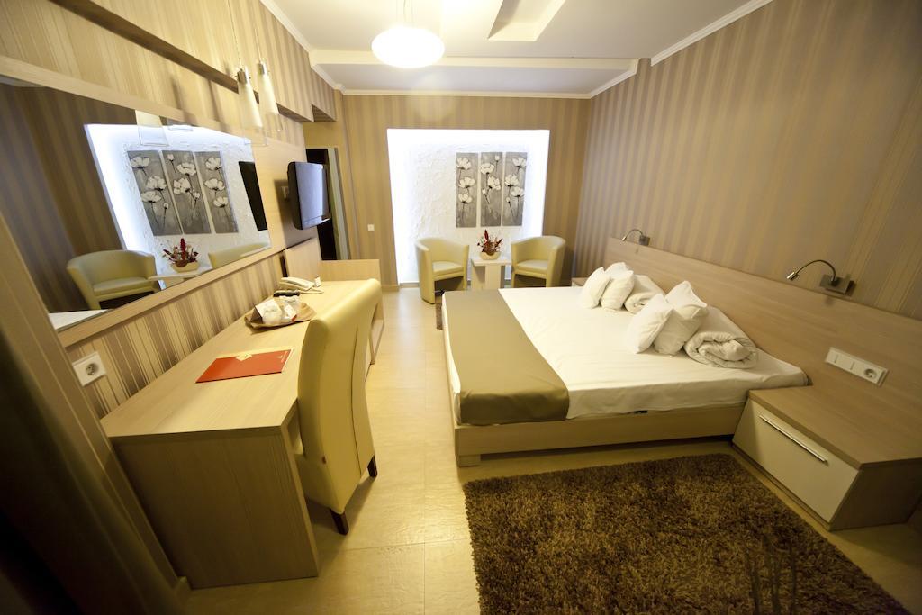 Hotel Confort Cluj-Napoca Exterior foto